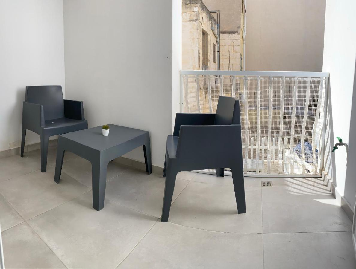 Seaside Apartment In Gzira Ngoại thất bức ảnh