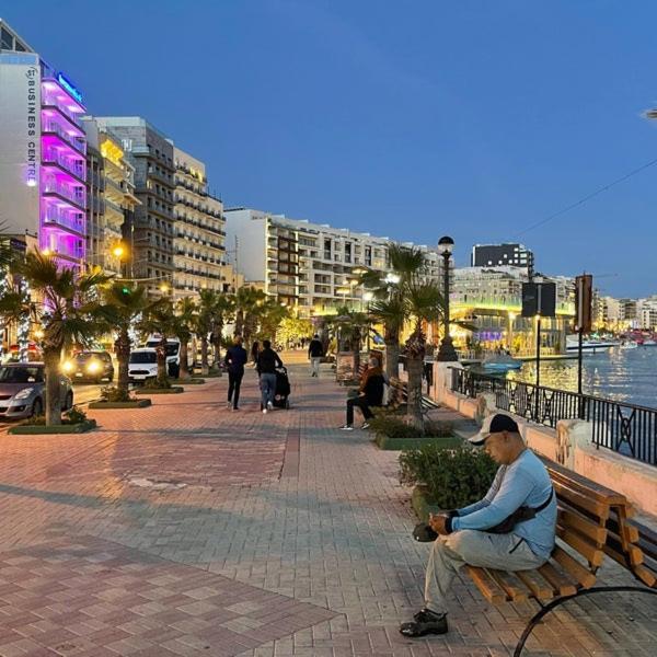 Seaside Apartment In Gzira Ngoại thất bức ảnh